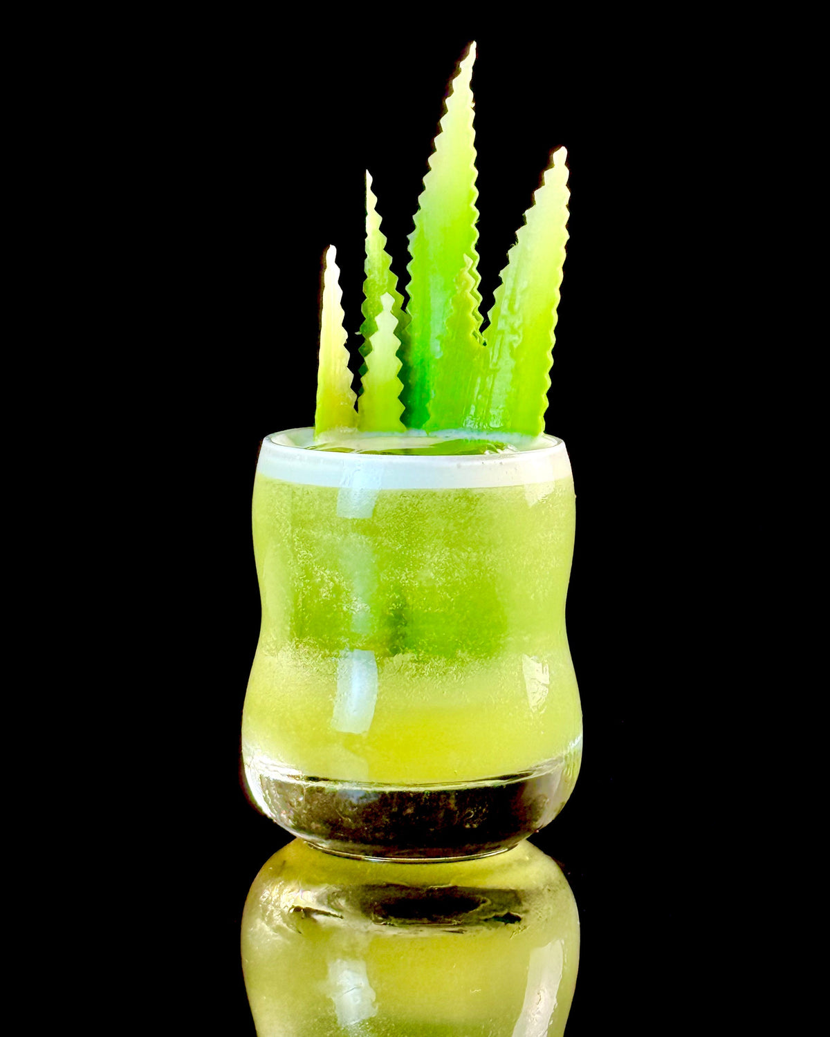 Skinny Piña-Margarita: Pineapple, Tequila, and Lime